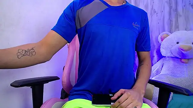 Dayron_leee: απευθείας συνομιλία ΧΧΧ