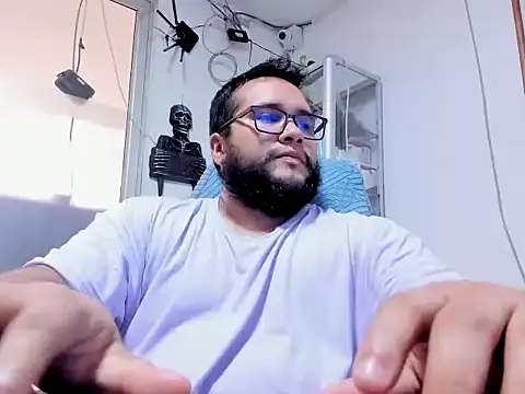 Show modela VINCEDMAGLIOO na web-kameri