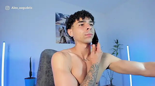 Alex_zt7 élő XXX-chatje