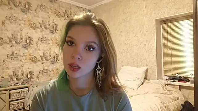 KymberlyKarhoff's Live XXX Chat