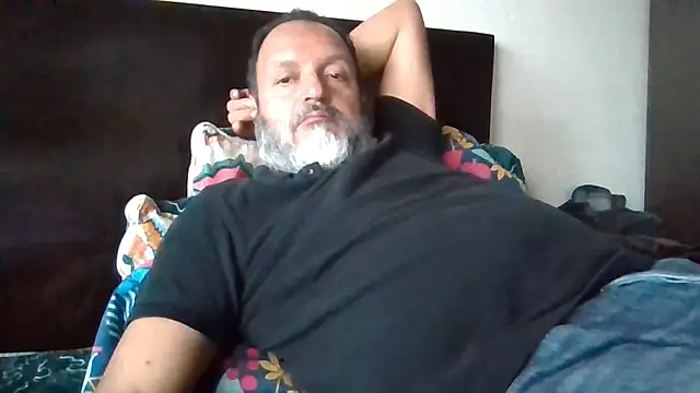 Chat XXX ao vivo de tuserasmia07