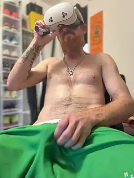 XXX chat uživo modela neonginger