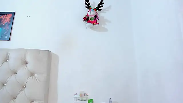 NayaWayne's Live XXX Chat