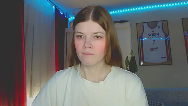 Klementa Adlı Modelin Canlı XXX Sohbeti