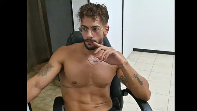 ItalianShadow – Naživo XXX chat