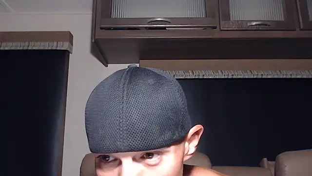 ThickD2C live XXX chat