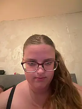 CurvyPaar2 লাইভ XXX চ্যাট