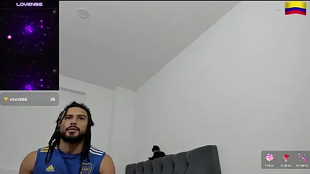 Chat XXX en directo de Louis_marley__