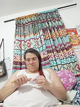 karlythoth@xhn Live XXX chat