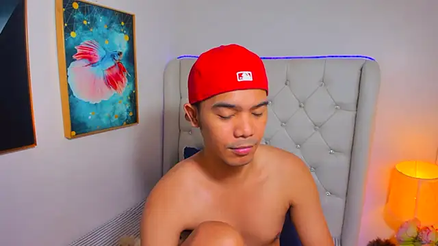 Chatroom XXX en direct de AsianZero