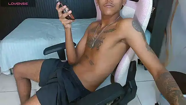 ManSant Live XXX-Chat