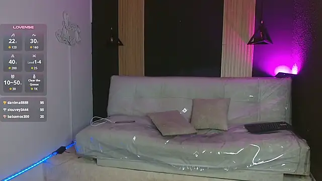 Maddy1126 live XXX chat