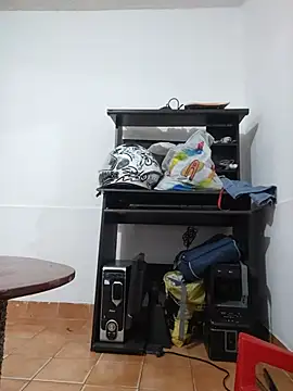 XXX chat uživo modela themorenofit08