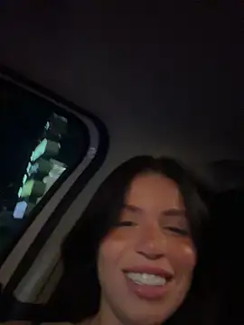 XXX chat uživo modela Rafaellaz