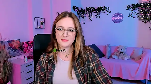 luna_berryy Chat XXX live