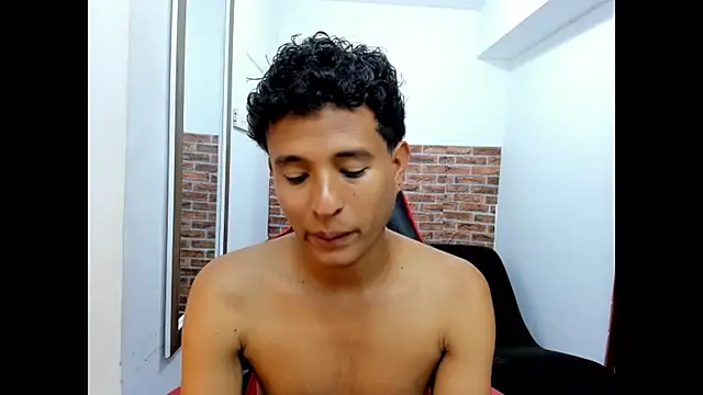 Chat +18 de WIZARD-ALESSANDRO ao vivo