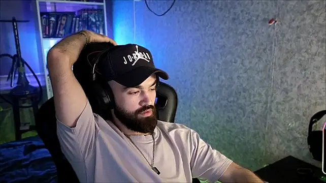 Онлайн чат XXX _Serious_Man