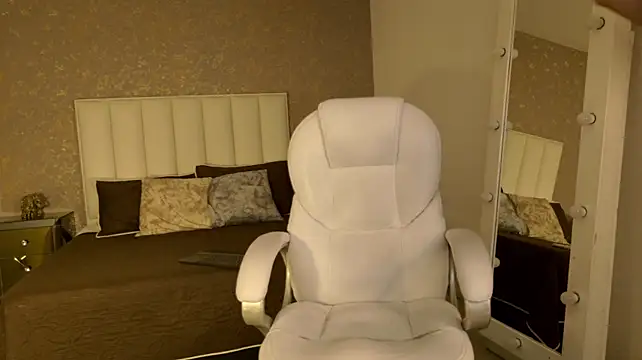 צ'אט XXX בשידור חי של JordanMiller_