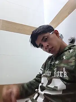 Chat XXX ao vivo de ZaneHoward