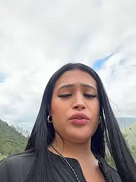 Czat XXX na żywo – Sara_fun