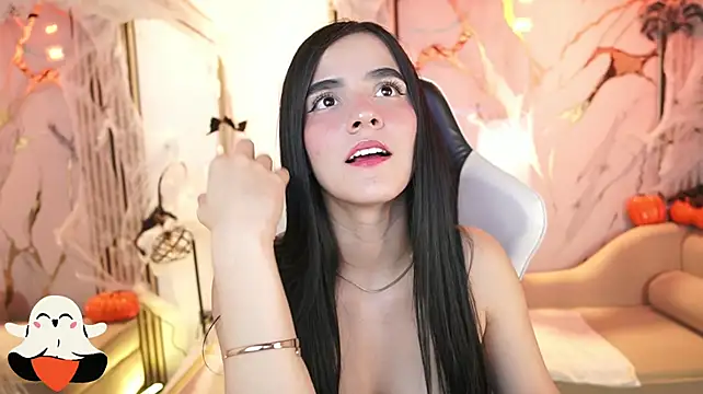 ConnyJenner Adlı Modelin Canlı XXX Sohbeti