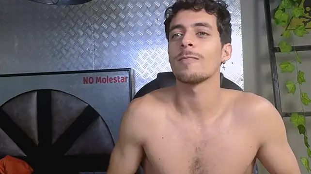 Czat XXX na żywo – Jeey_Bee
