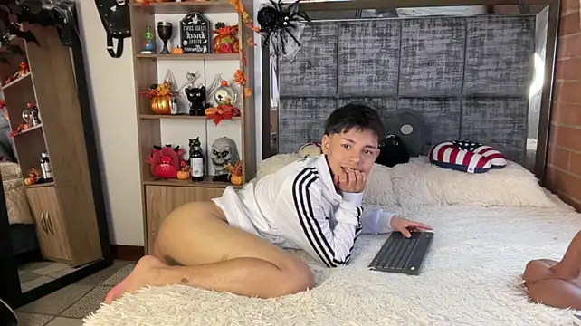 Andy_Belier23 Chat XXX in diretta