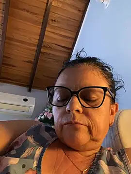 Sharongirl07 – Naživo XXX chat