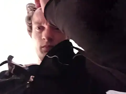 Samuel000000 – Na živo XXX chat