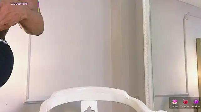 CharlesBrown_ live XXX chat