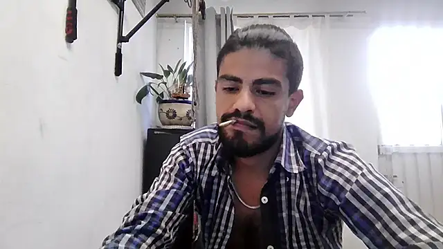 JBond007BBC Chat XXX in diretta