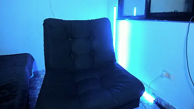 XXX chat uživo modela Axel_hendrick