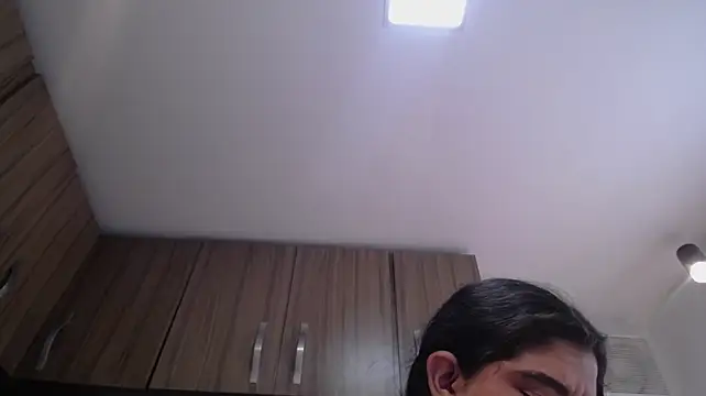 iniyalaboni_'s Live XXX Chat