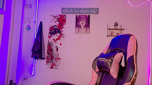 Chatroom XXX en direct de Everlyn_Sex