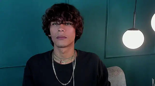 XXX chat uživo modela derek_blake