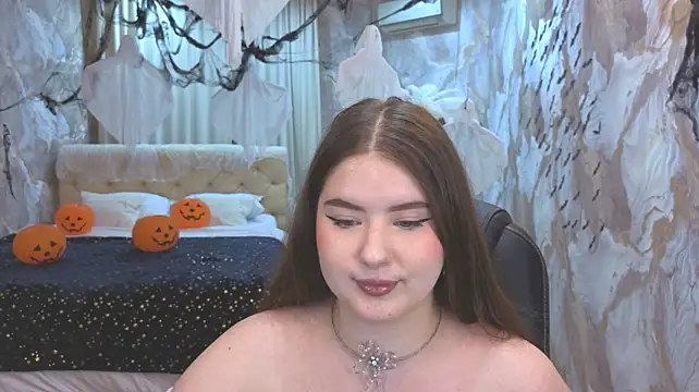 PixelGoddess Adlı Modelin Canlı XXX Sohbeti