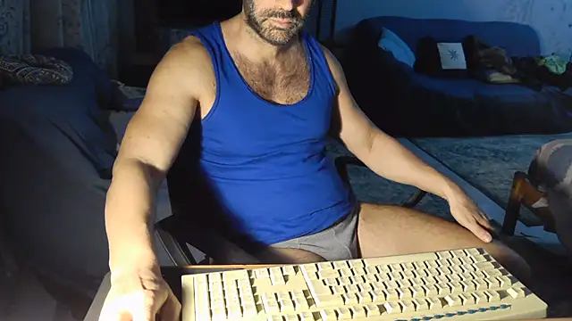 TebaldHot Adlı Modelin Canlı XXX Sohbeti
