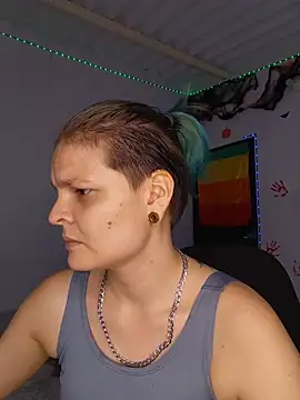 Towers_999's Live XXX Chat