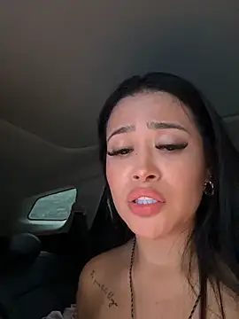 XXX chat uživo modela Sara_fun