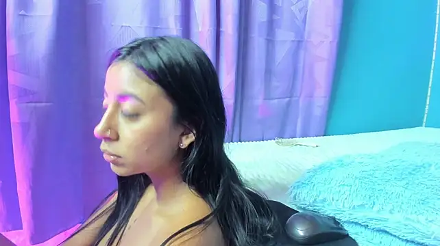 XXX chat uživo modela MararosseX