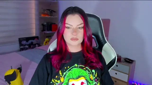 OphelianaRose33 live XXX chat