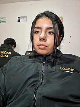 Chat +18 de Angela__05 ao vivo