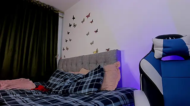 Arianamichell Adlı Modelin Canlı XXX Sohbeti
