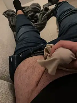 MyWifesWardrobe live XXX chat