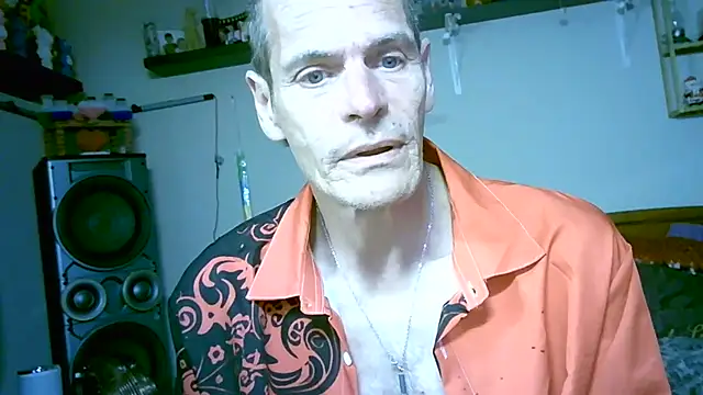 paulus52 Live XXX Chat
