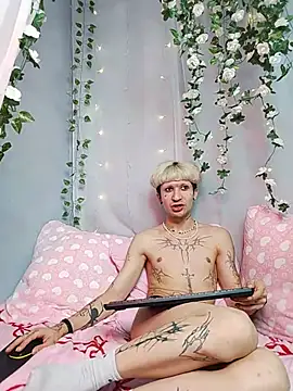 Chatroom XXX en direct de FinnEcho
