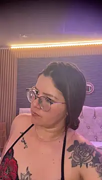 Czat XXX na żywo – SamyandAlly