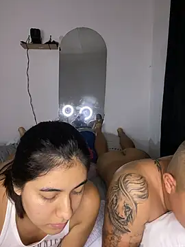 XXX chat uživo modela miaftmax
