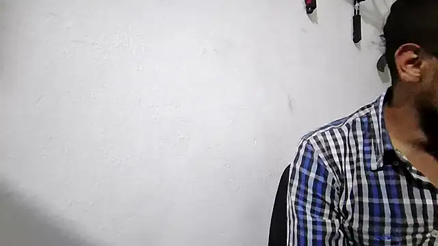 JBond007BBC 现场XXX聊天