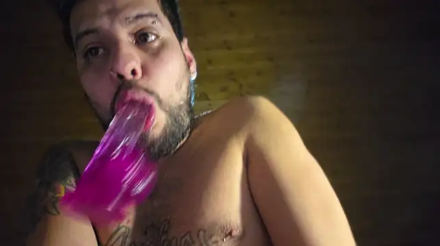 CRATOS69 Live XXX Chat